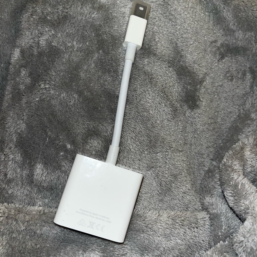 Mini DisplayPort to DVI Adapter